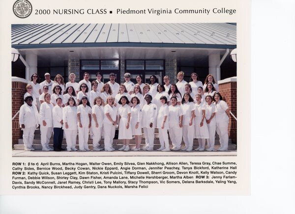 2000 Nursing Class Thumbnail
